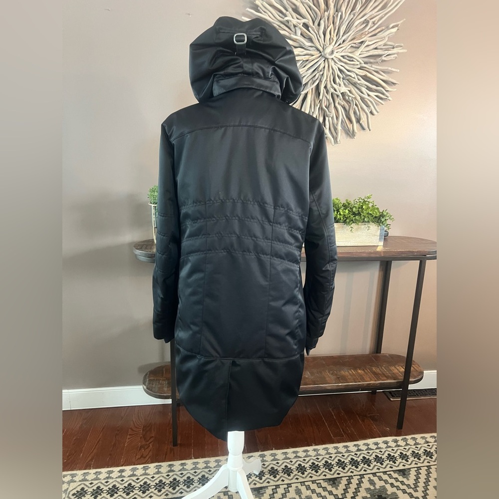 Obermeyer Women’s Sojourner Doen Jacket. Parka. Ski/snow. - Picture 3 of 9